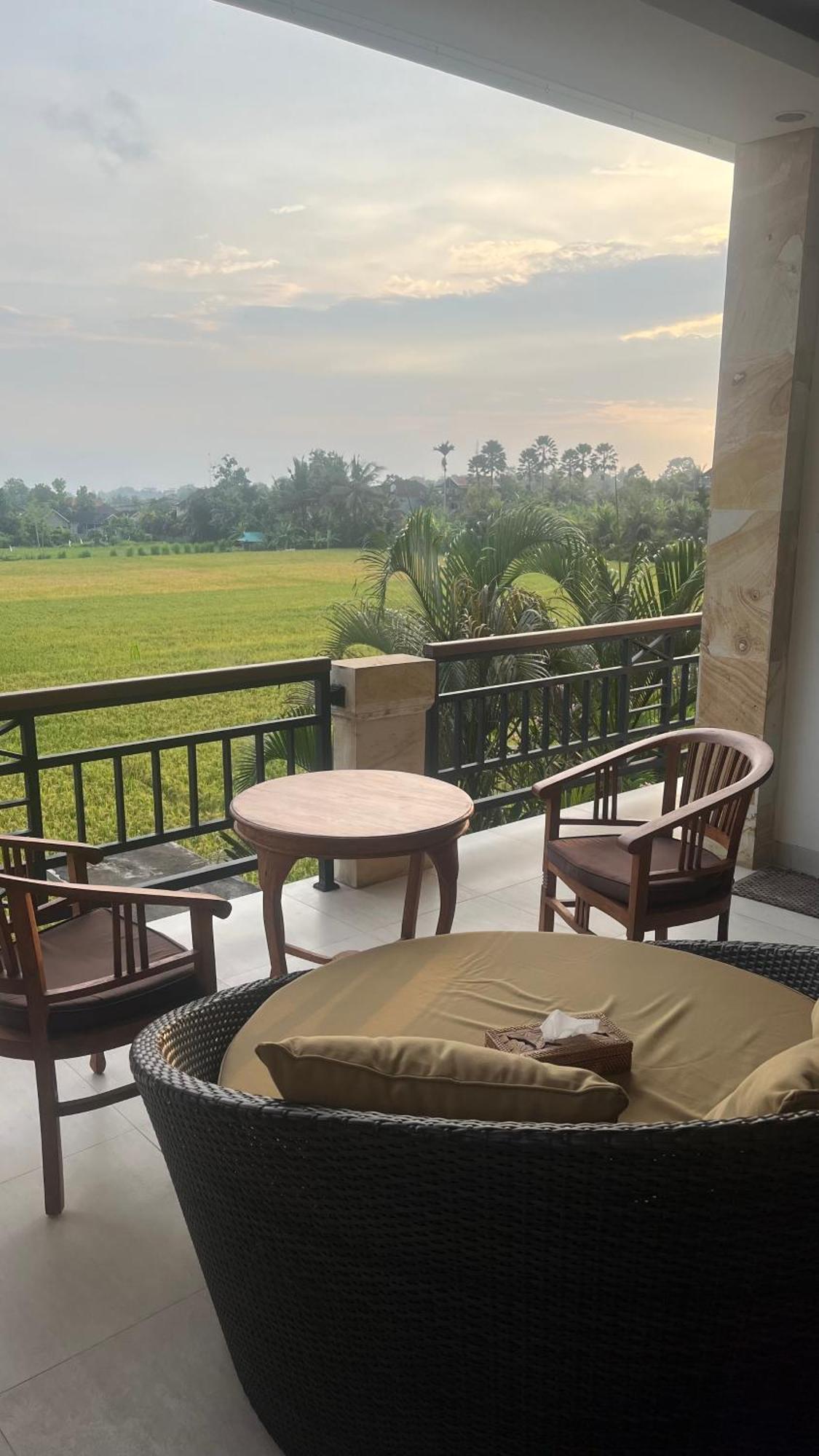 Heaven Villa Ubud Exterior photo